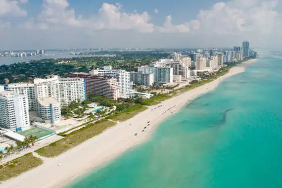 bal-harbour-beach-in-florida-th